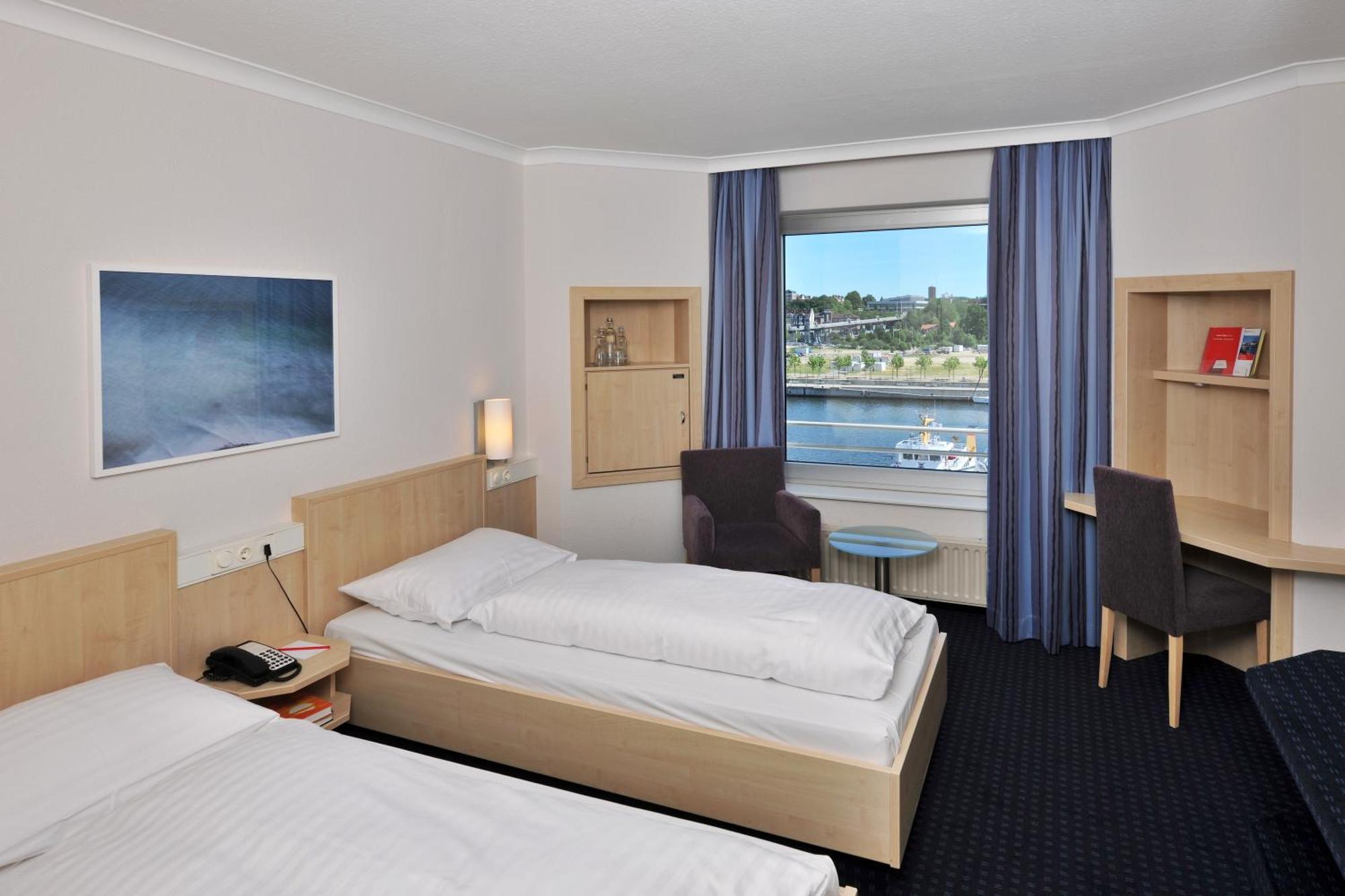 Intercityhotel Kiel Exterior foto