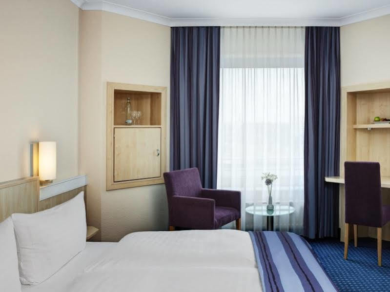 Intercityhotel Kiel Exterior foto